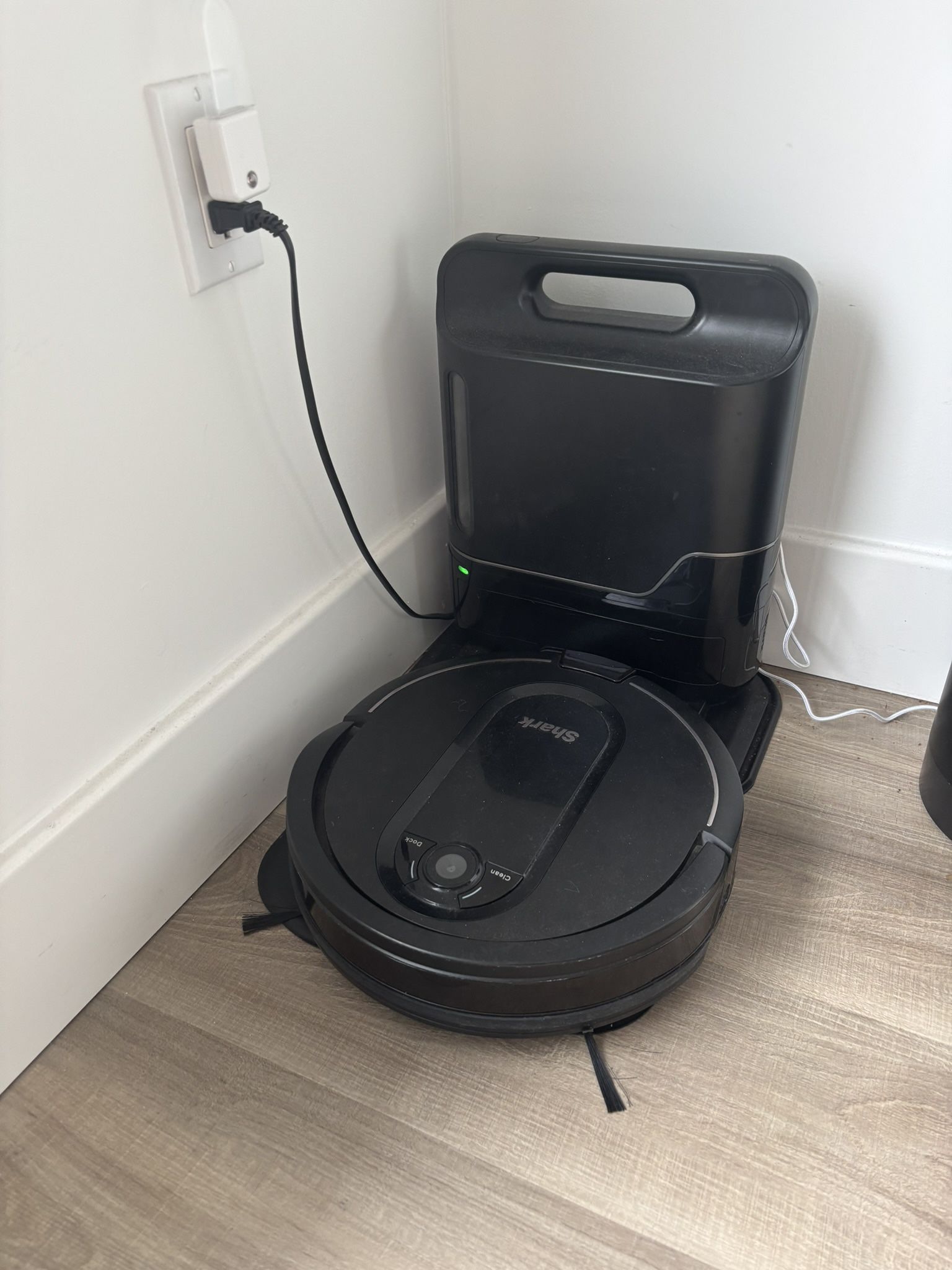 Shark IQ Robot Vacuum