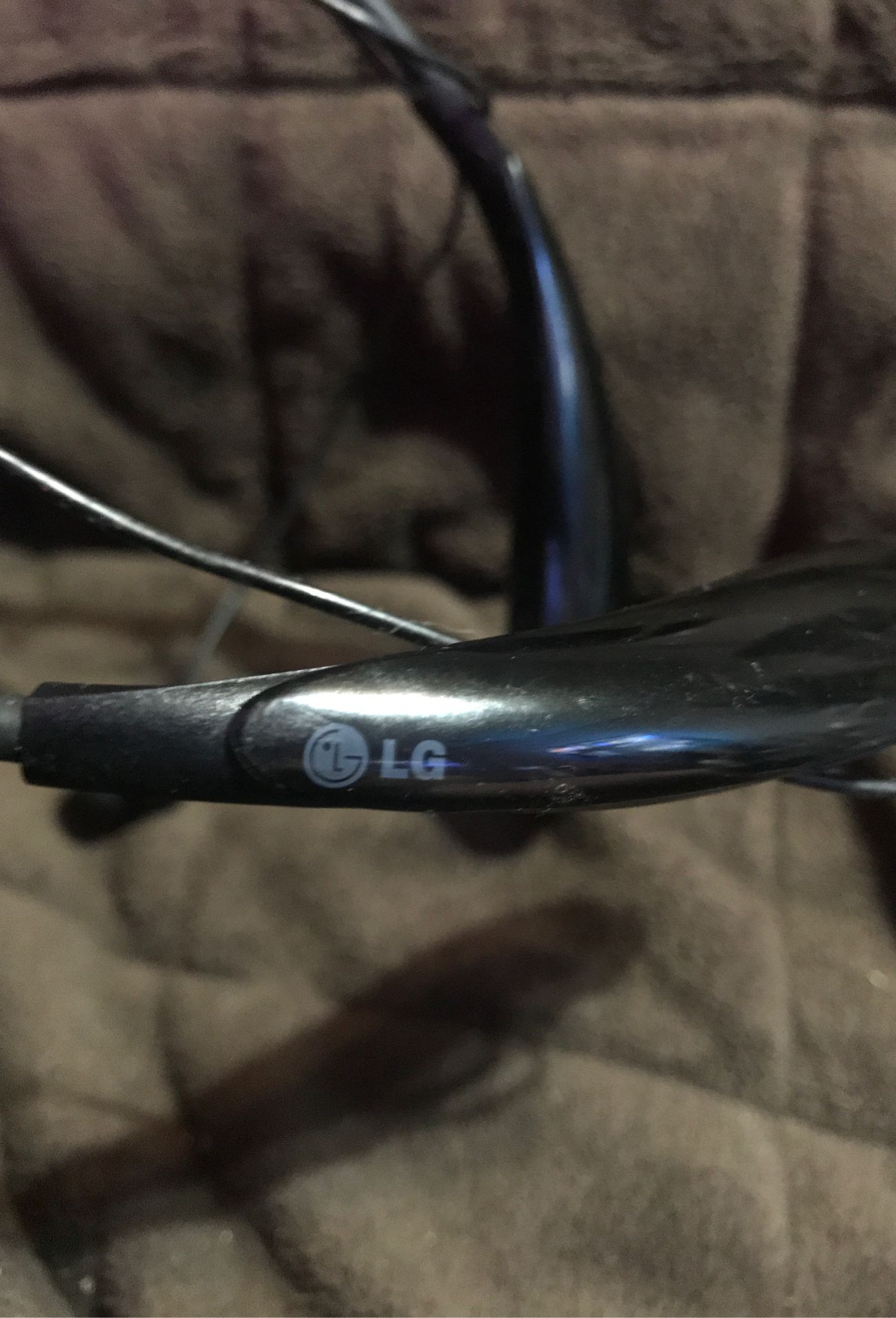 LG WIRELESS HEADPHONES
