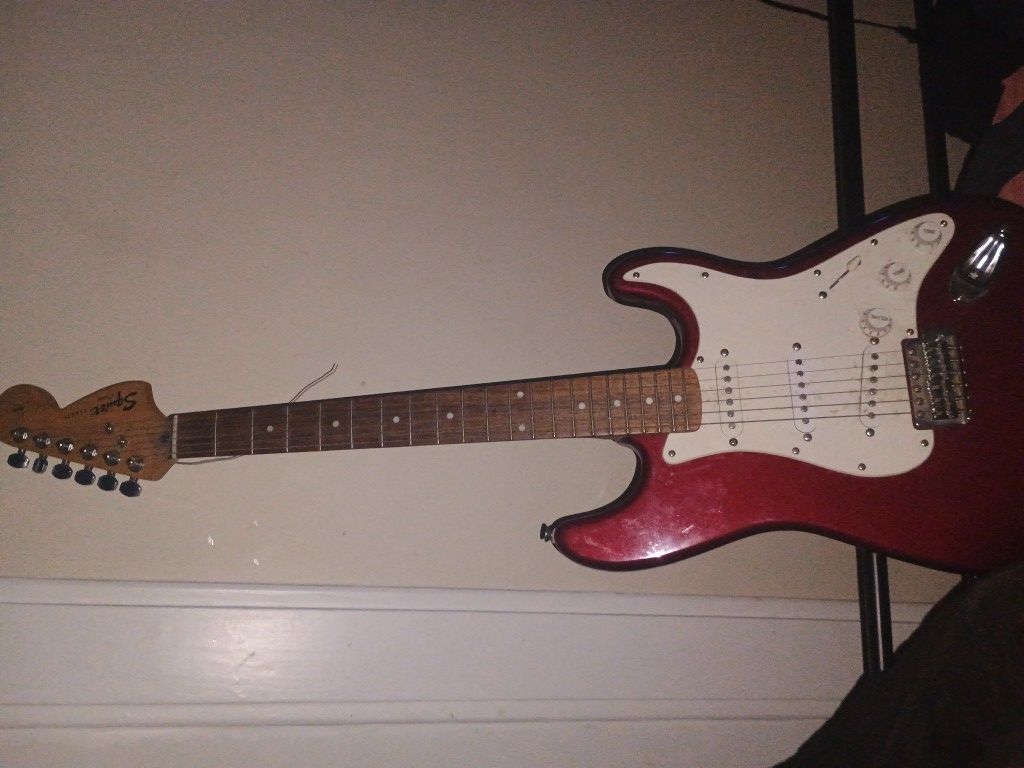 Fender Stratocaster Electric Guitar Red, 6-String, Right-Handed