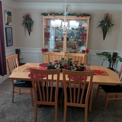Dinning Room Set For Sale