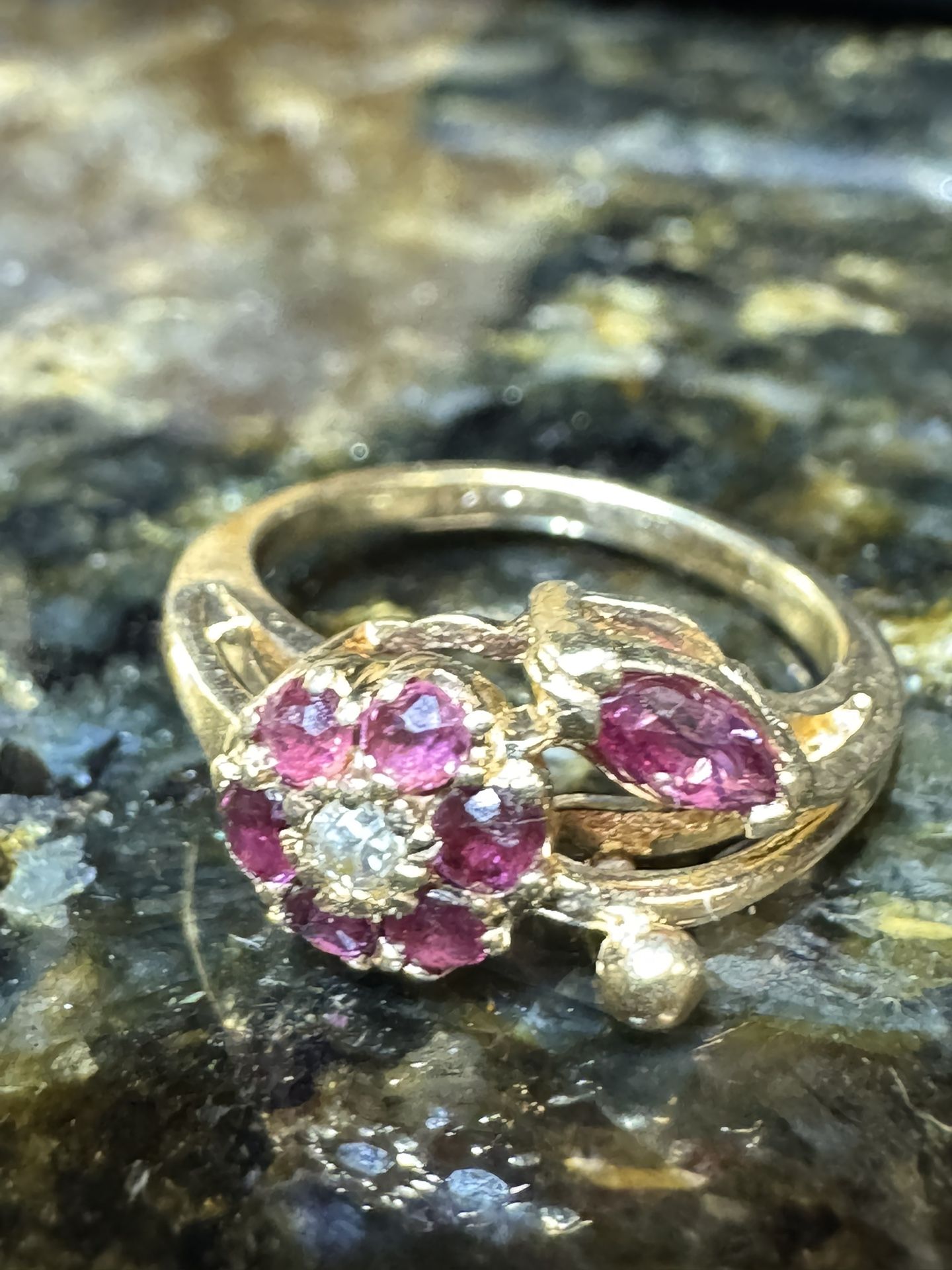 Vintage 14K Yellow Gold Ruby & Diamond Floral Cluster Ring – Size 2.5