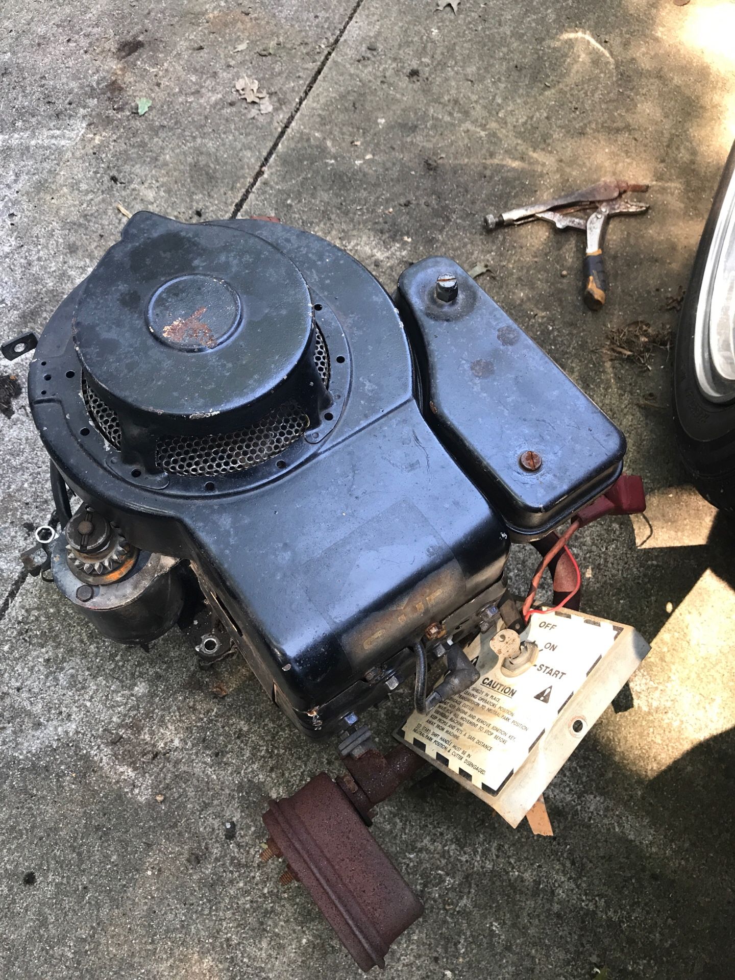 8hp Briggs with electric starter