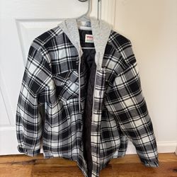 WRANGLER FLANNEL BUTTON JACKET (SIZE LARGE)