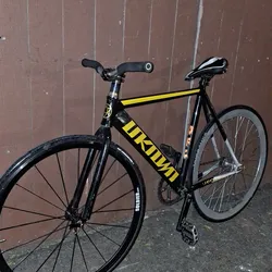 Wannn trade unknow size 50cm for a 24 inch throne goon