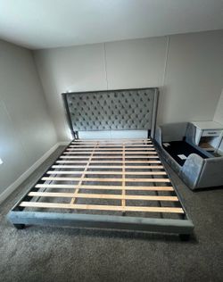 Grey Tuft Queen Or King Bed Frame 🛏️ Same Day Delivery OR Pick Up 🚚