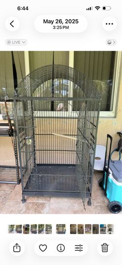 Parrot cage