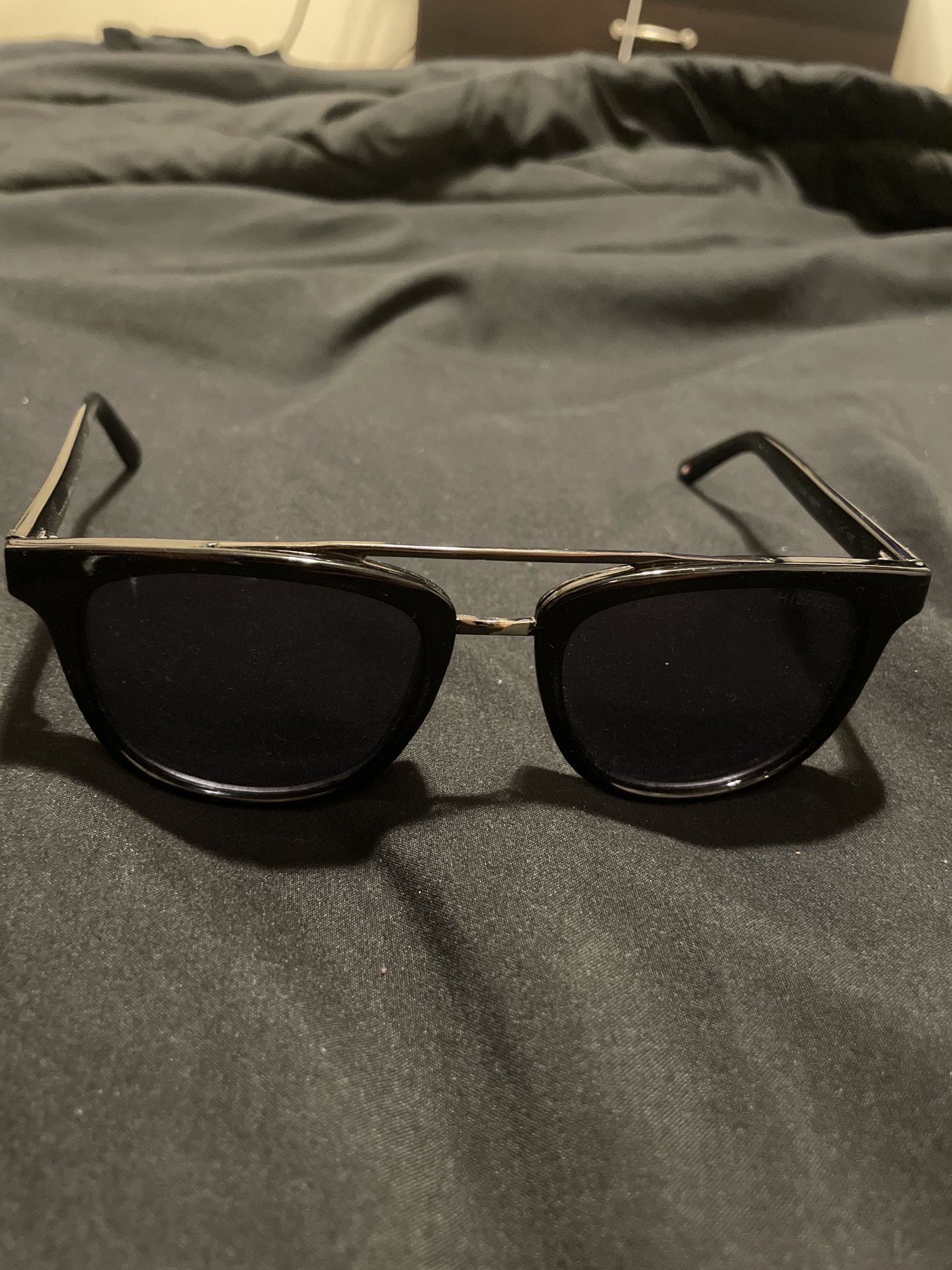 Tommy Hilfiger sun glasses