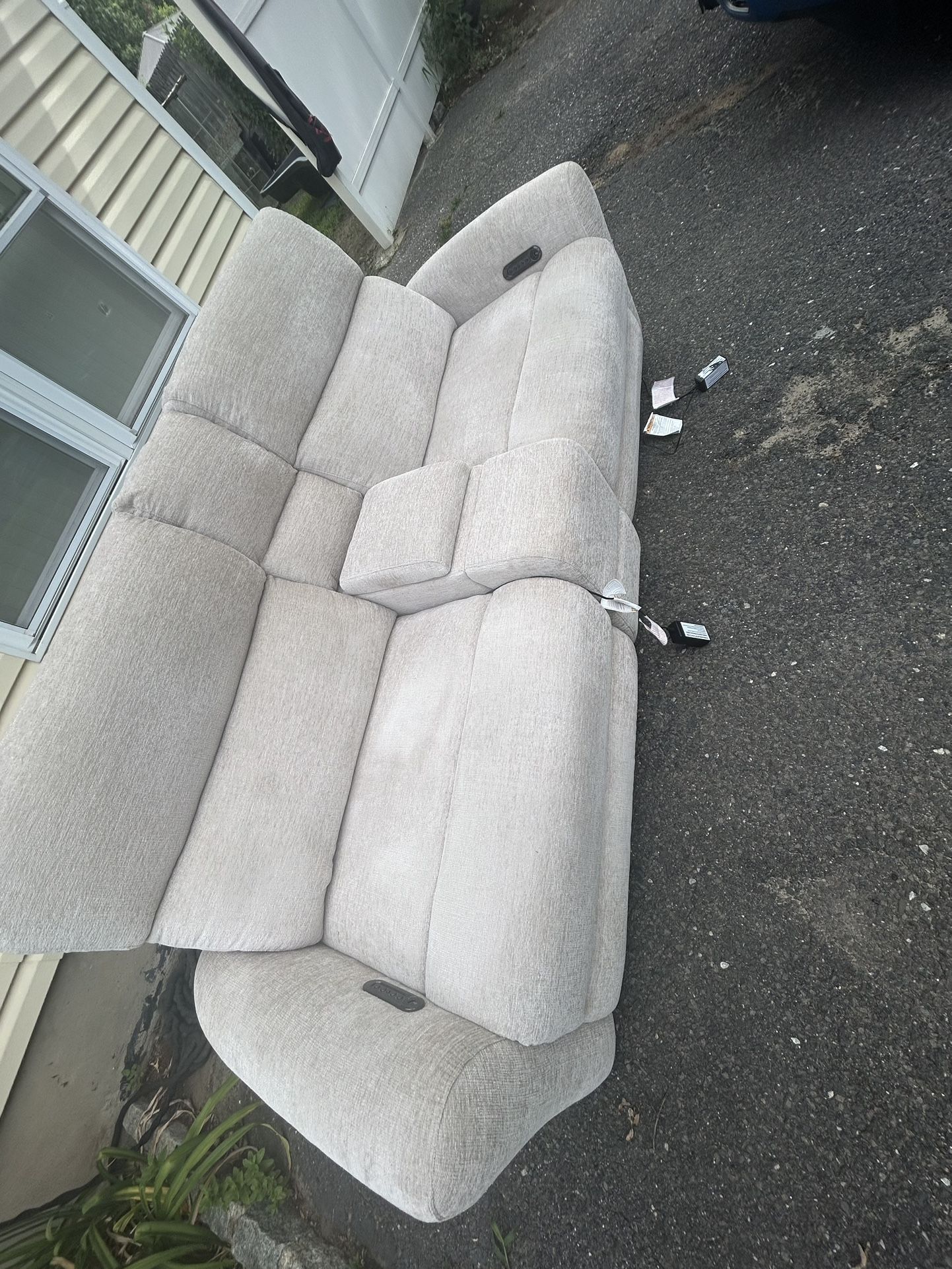 Recliner Couch With USB /Type C Basically Brand New