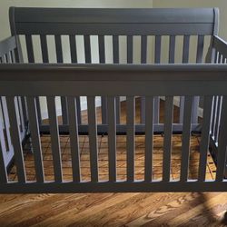 Baby Crib Gray