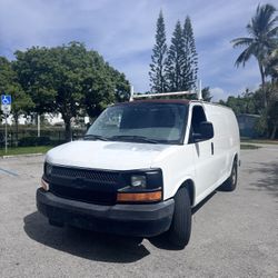 2009 Chevrolet Cargo Van 