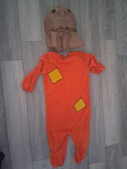 Costume