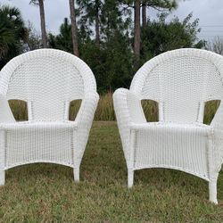 Plastic Wicker Chairs