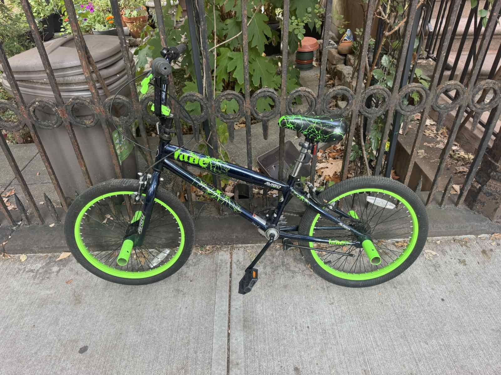 Kids bike - Avigo Freestyle BMX