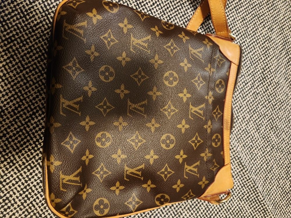 Louis Vuitton Odeon Pm Project Bag for Sale in Biloxi, MS - OfferUp