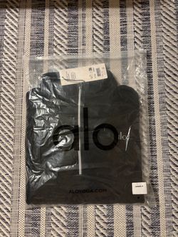 Alo Yoga Quarter Zip Pullover