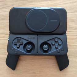 MCON - The Magnetic Controller For Your Phone