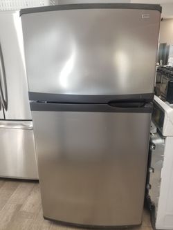 Kenmore elite top freezer stainless steel