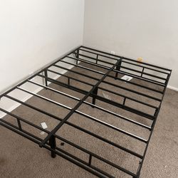 Metal Bed frame (Queen Size)