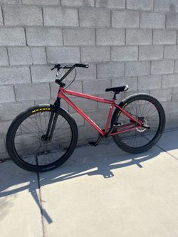 Mafia Bomma 29 wheelie bike