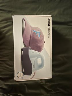Circuit hat press