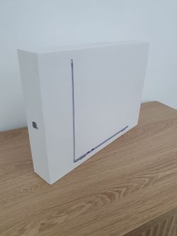 Apple - MacBook Air 13-inch - Apple M5 chip (Brand New) 10-core CPU and 8-core GPU - 16GB Memory - 512GB SSD Sky Blue