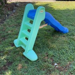 2 Kids Slides