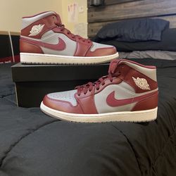 Jordan 1 Mid “CherryWood Red” Men’s 10