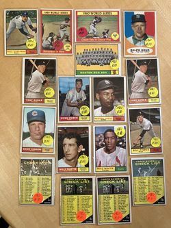 🤫 (18) 1961 TOPPS BASEBALL CARDS * (8) NEW YORK YANKEES ***