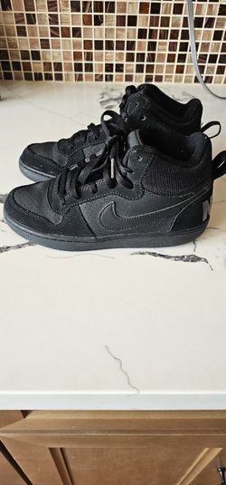 Nike Youth Mid Top