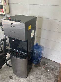 Avalon water dispenser