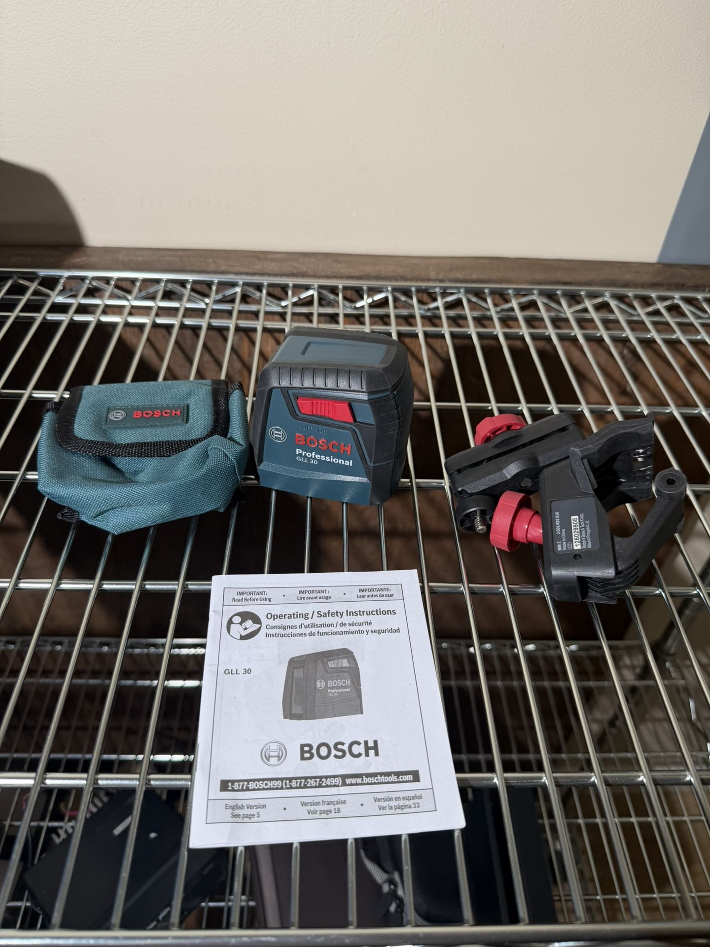 Bosch GLL 30 Self-Leveling Cross-Line Laser – Complete Set – Works Perfectly 
