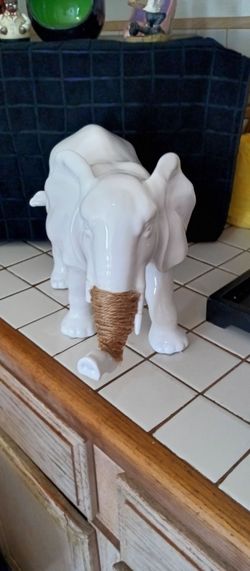 Elephant Ceramic FREE w/5 Candle Holders