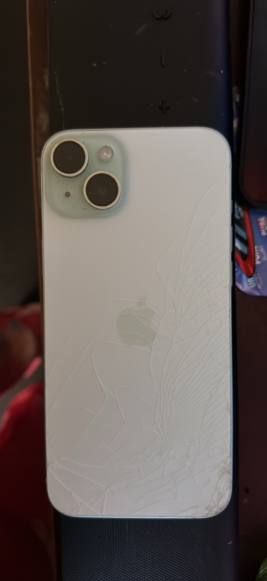 iPhone 15 Plus (green)
