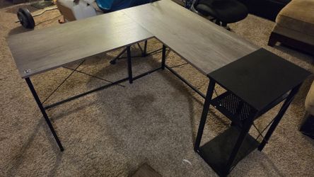 L shaped desk