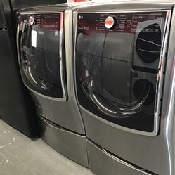 New Scratch And Dent LG Front Load Washer With Bottom Mini Washer And Dryer Set. 1 year Warranty 