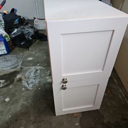 White Kitchen Cabinet 