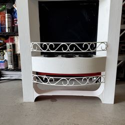 Vintage farmhouse wall planter