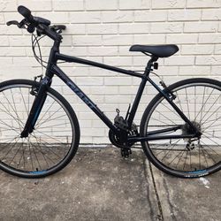 28" GIANT Escape 2 Bicycle Bike, 24 Speed, Excellent Condition
