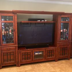 Broyhill Entertainment Center
