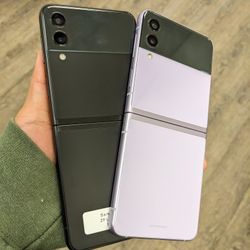 Samsung Galaxy Zflip3 NEW