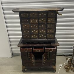 Chinese Cabinet