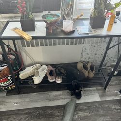 Entry Way Table