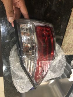 2013-2015 Lexus RX 350 tail light