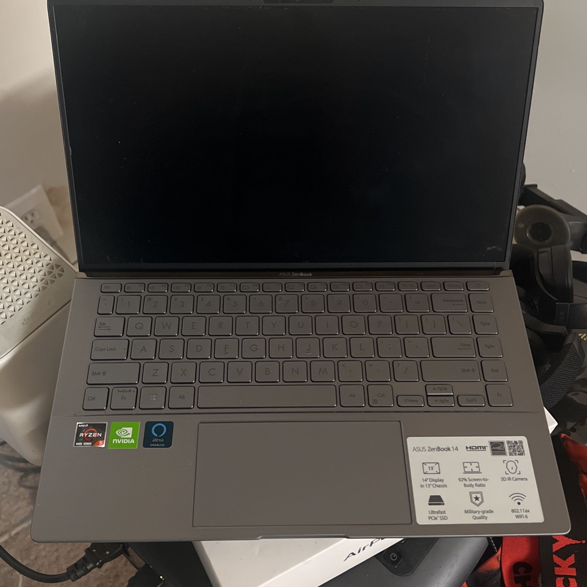 Asus ZenBook 14 Ryzen 5