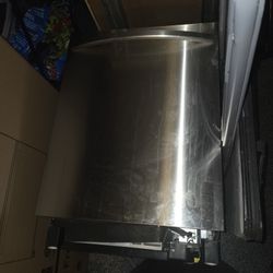 Samsunv Stainless Steel Dishwasher