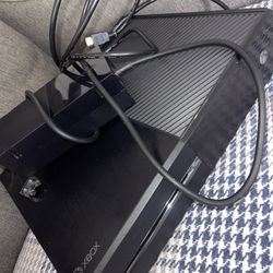 Xbox One, Great Condition, No Issues