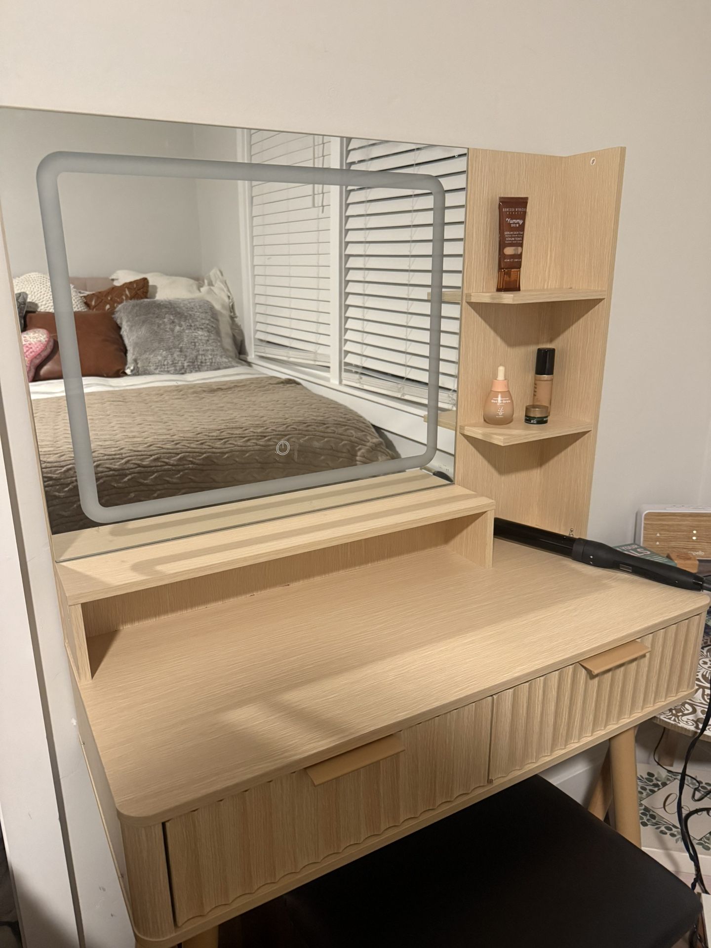 Light Wood Vanity Desk w/ LED Mirror – Like New