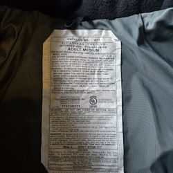 Men's Size Large  Sterns Coat Life Jacket Combo