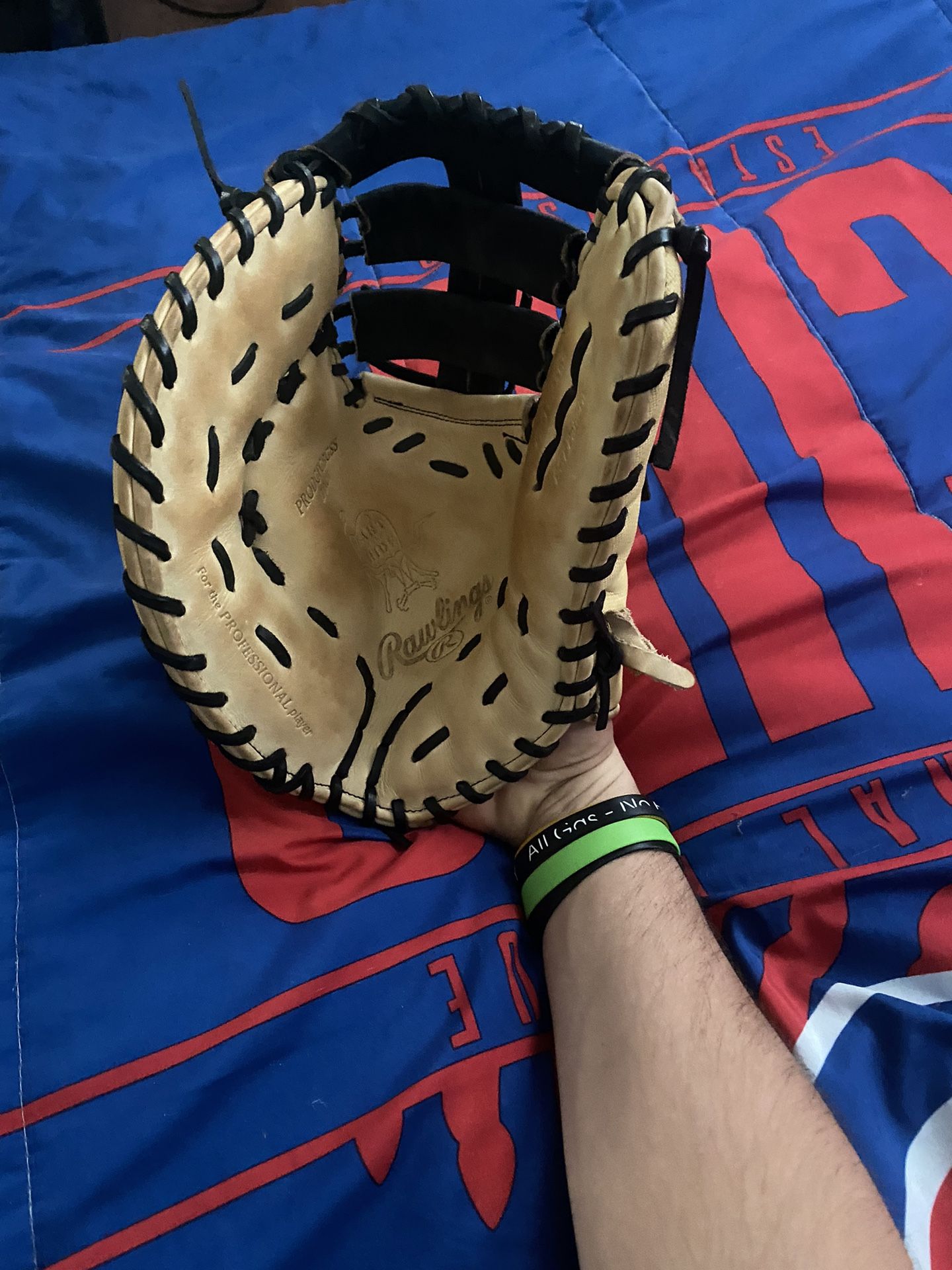 Rawlings Heart of The Hides first base glove