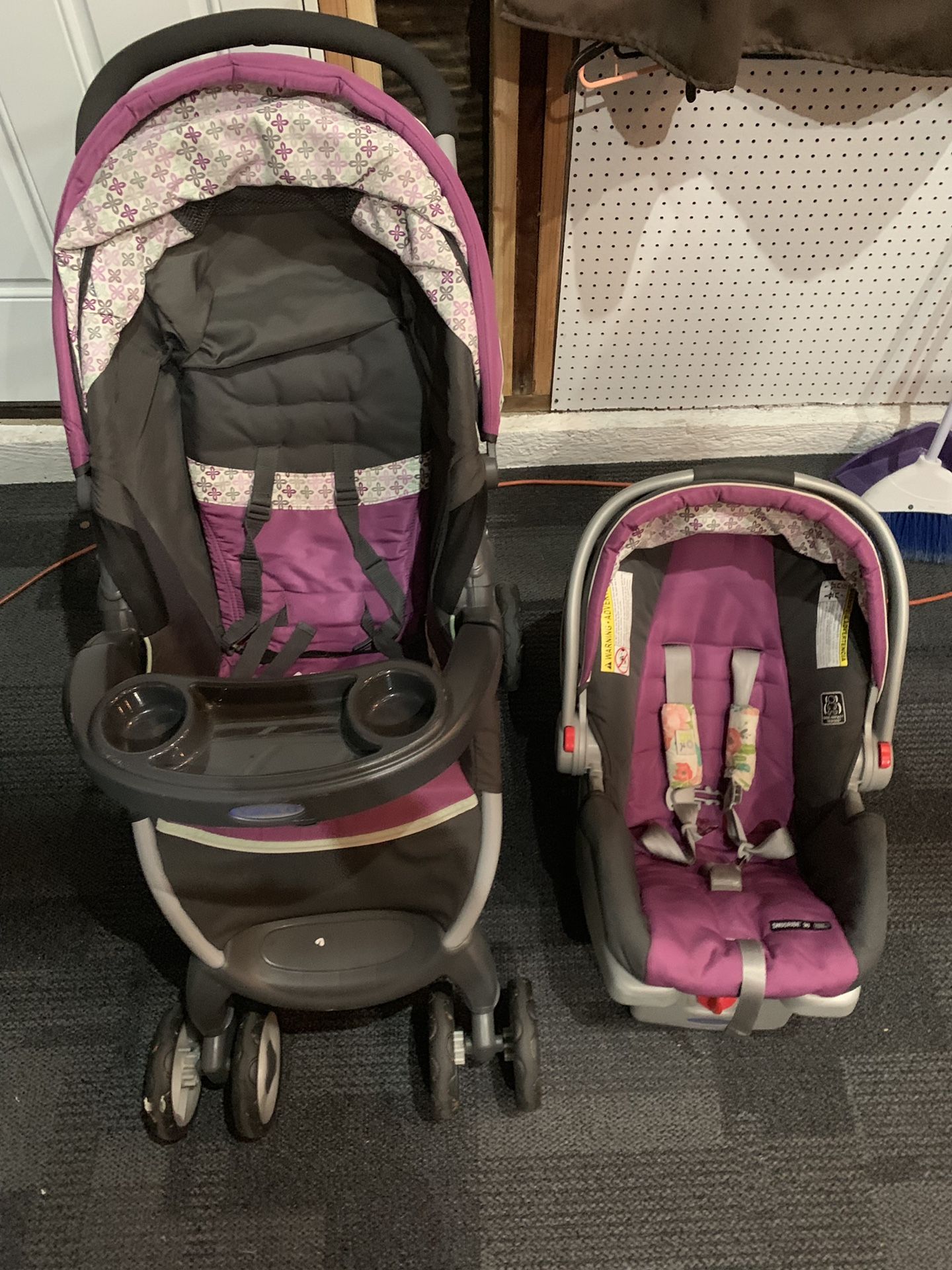 Graco car seat and stroller combo